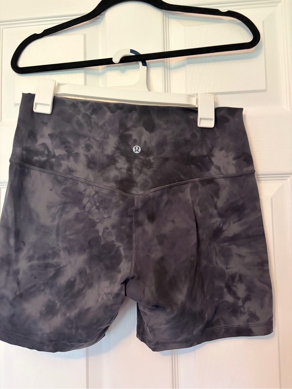 lululemon athletica Women's Align Shorts 12 in Charcoal Tie-Dye